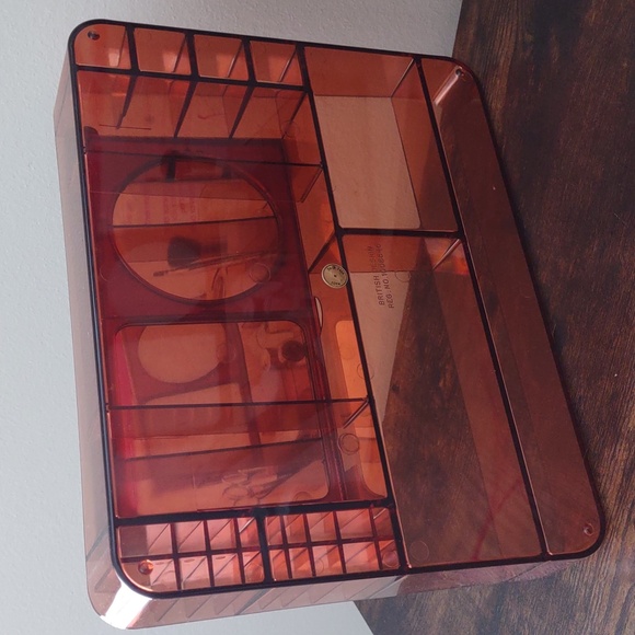 Vintage Complete Cosmetic Vanity - Picture 7 of 11